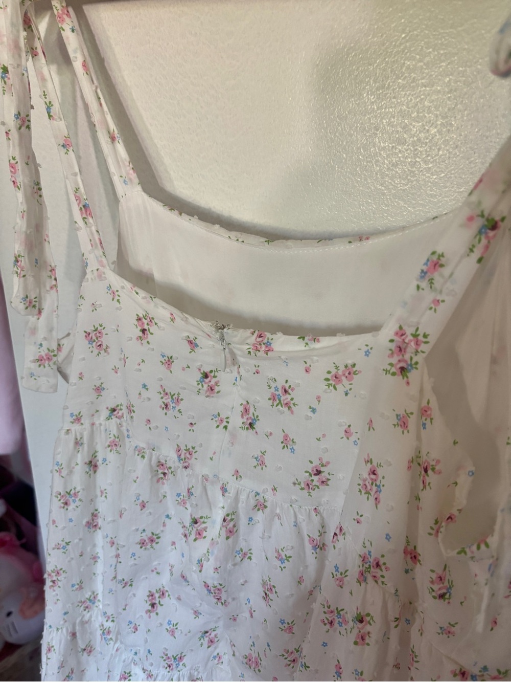 Storia White Floral Midi Cotton Swiss Dot Tiered Dress With Pink Accents - Picture 7 of 8